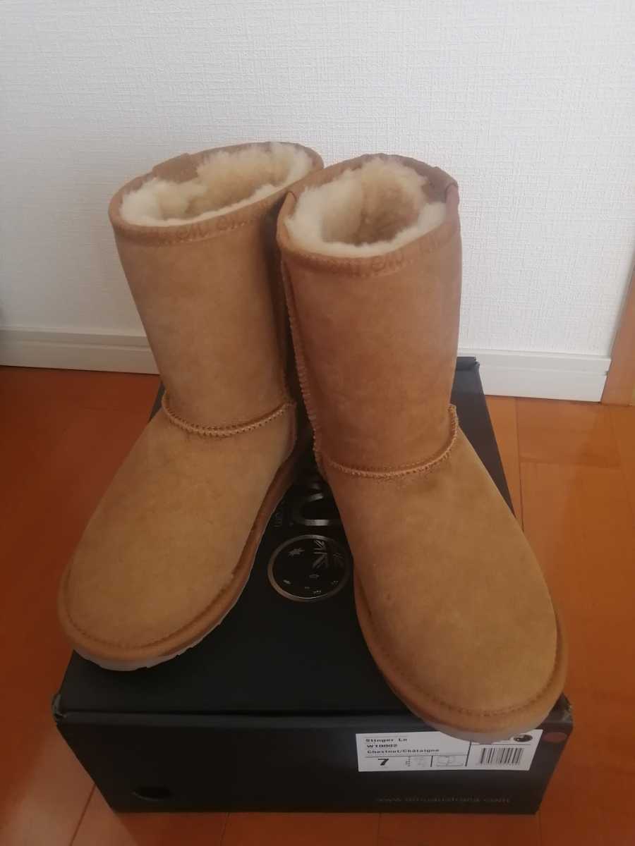 新品・未使用］UGGブーツ-