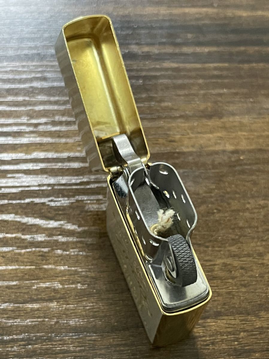 zippo WINDY 1937REPLICA ウィンディ 筆記体 4面ゴールド 1995年製