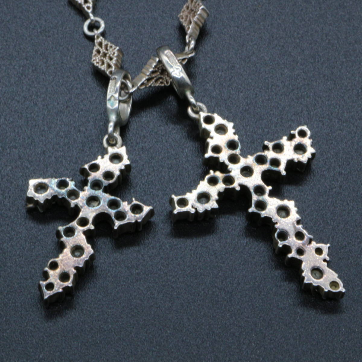 Loree Rodkin / necklace / silver / gothic Cross / 10 character ./ Loree Rodkin / SV925 / box attaching 