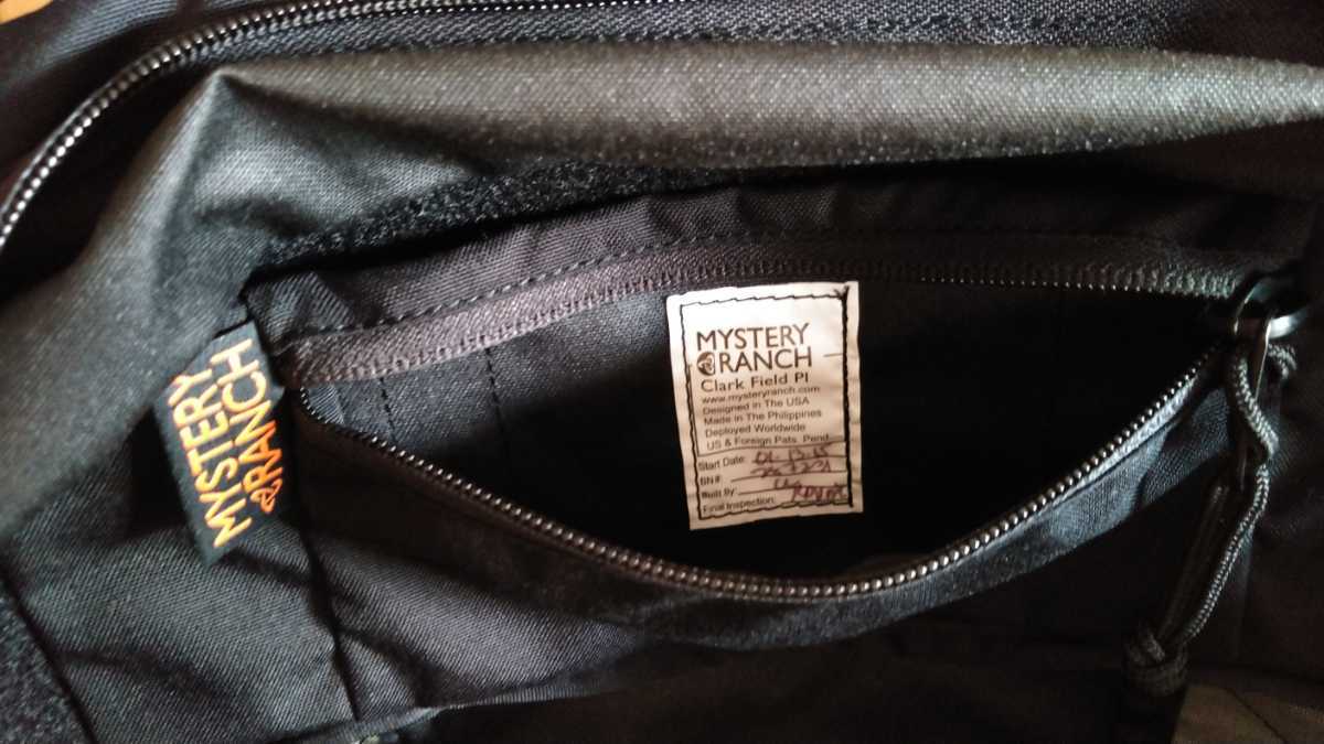 ミステリーランチ MYSTERY RANCH インベーダー メッセンジャーバッグ ミステリーランチ MYSTERY RANCH インベーダー メッセンジャーバッグ