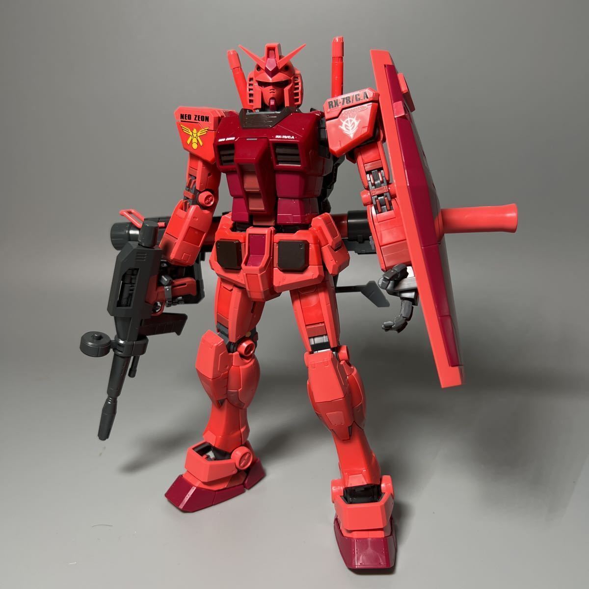 高評価! バンダイ MG 1 100 キャスバル専用ガンダム Ver.3.0