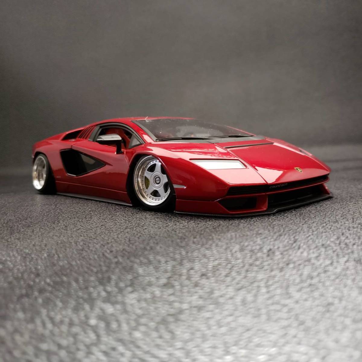 2021年秋冬新作 1 18 GT Spirit ランボルギーニ カウンタック タイヤ