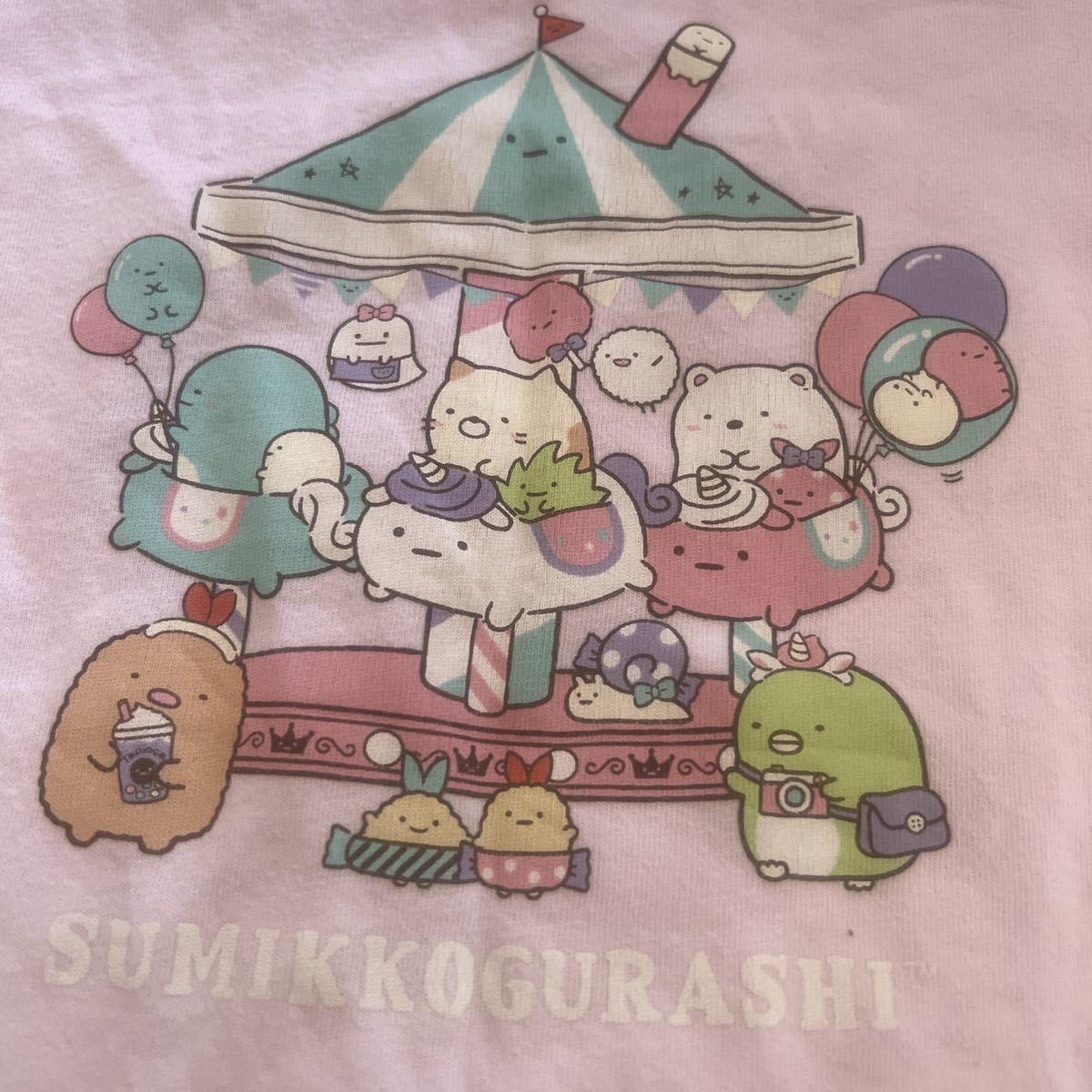 ユニクロ　UNIQURO UT Tシャツ　すみっこぐらし　ピンク_画像2