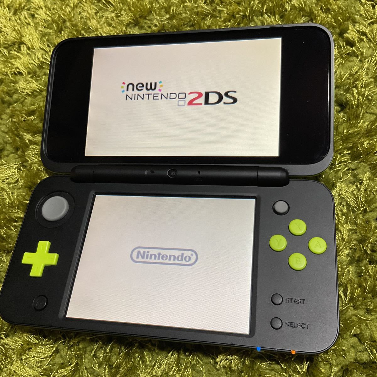 New Nintendo 2DS LL ニンテンドー 本体