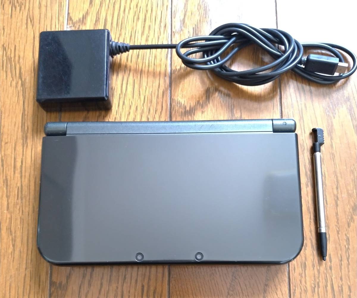 NEWニンテンドー3DS LL NEW NINTENDO 3DS LL メタリックブラック 中古品 不具合あり 使用感有り 充電器 タッチペン  SDカード付き 送料無料 | フリプラ
