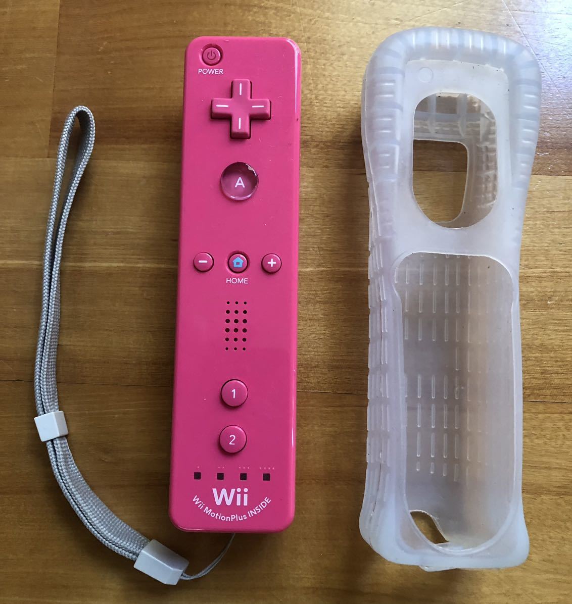 新品本物 Wii リモコンプラス ピンク リモコンカバー 付き o1saude.com.br