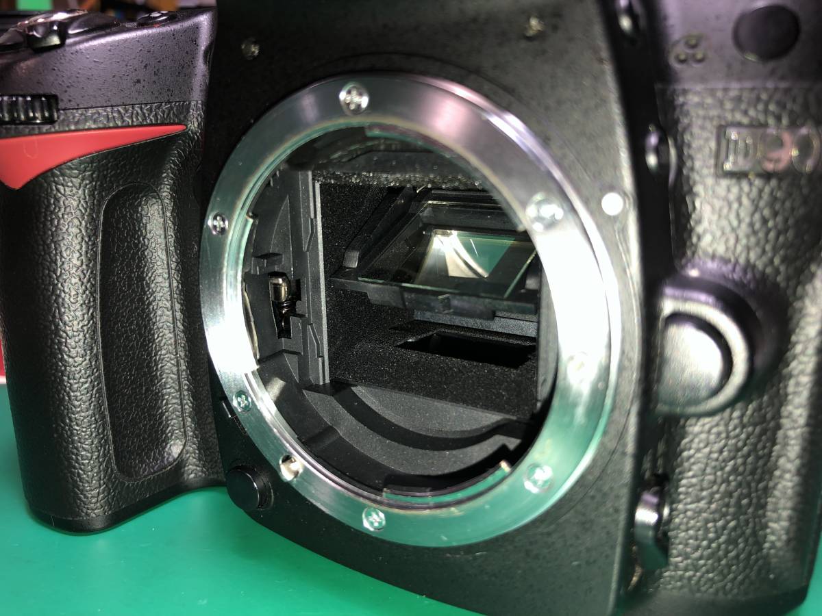 エラー修理を承ります】Nikon D90 Err及びミラーが途中で止まる症状に