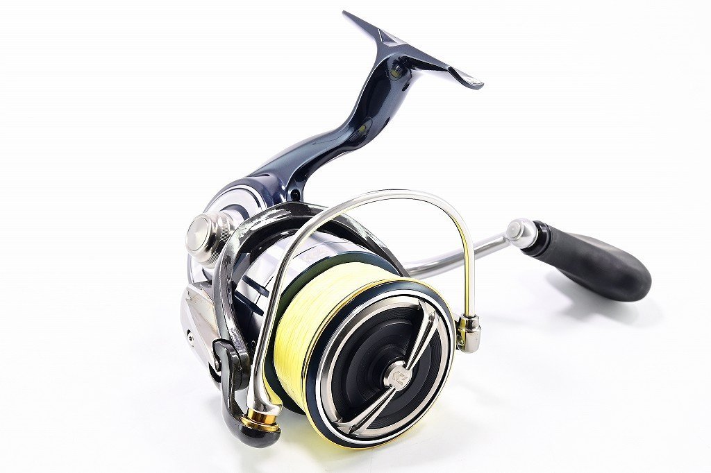 【ダイワ】 19セルテート LT 4000-CXH DAIWA CERTATEm27622