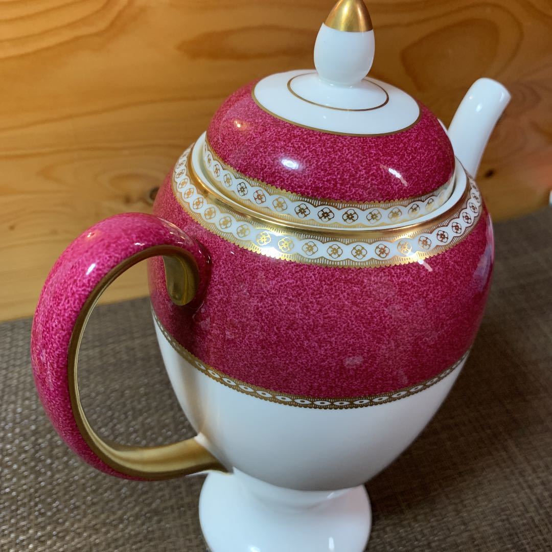 ウェッジウッド ユーランダー パウダールビー コーヒーポット