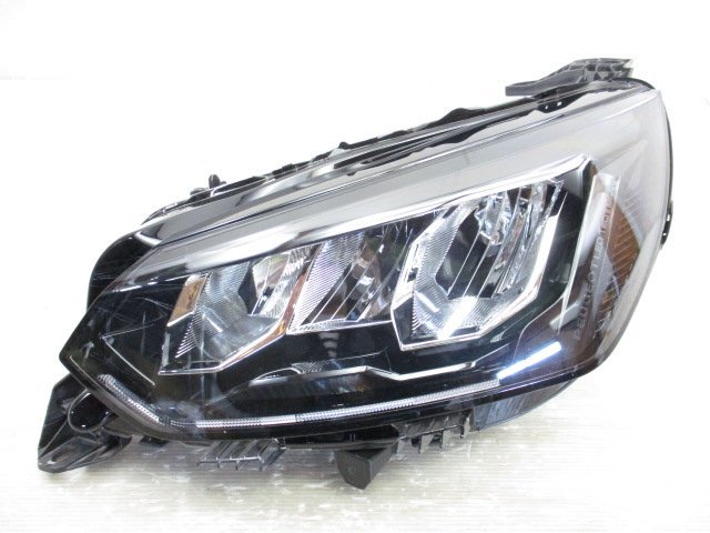 即決あり 取付部破損無 PEUGEOT プジョー 208 P21 純正 左 LED ヘッド ライト 90200111 9833036280 (B030560)_画像1