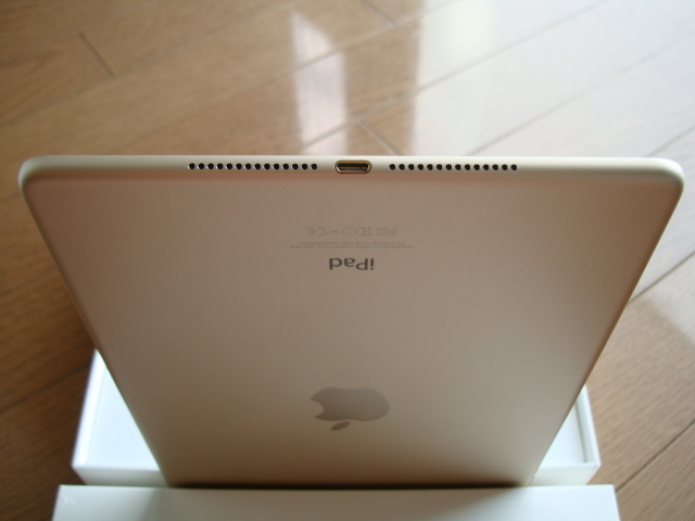 極美品 Apple iPad Air 2 Wi-Fiモデル 16GB ゴールド 付属品未使用_画像7