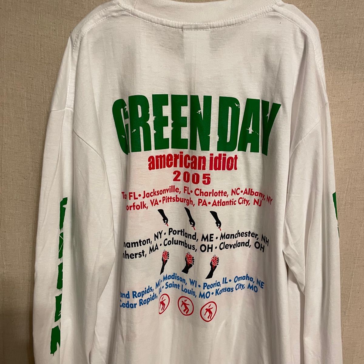 海外バンド長袖Tシャツ GREEN DAY グリーンデイ ロンT Lサイズ 海外バンド長袖Tシャツ GREEN DAY グリーンデイ ロンT Lサイズ