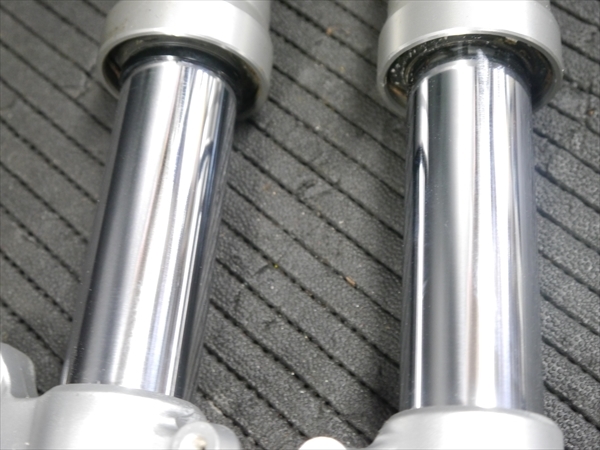 TZ125 4JT レーサーより 純正 倒立 フロント フォーク左右 ASSY TZ125 4JT レーサーより 純正 倒立 フロント フォーク左右 ASSY