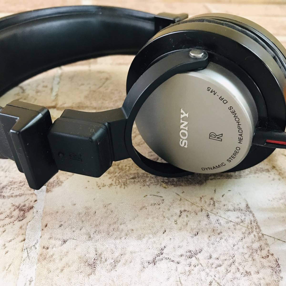 [10-394] SONY ソニー モニターヘッドホン DR-M5 DYNAMIC STEREO HEADPHONES ヘッドフォンヘッドホン_画像4