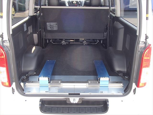 Rakuten 車いすレールキット ハイエース200系 ナローボディー 標準