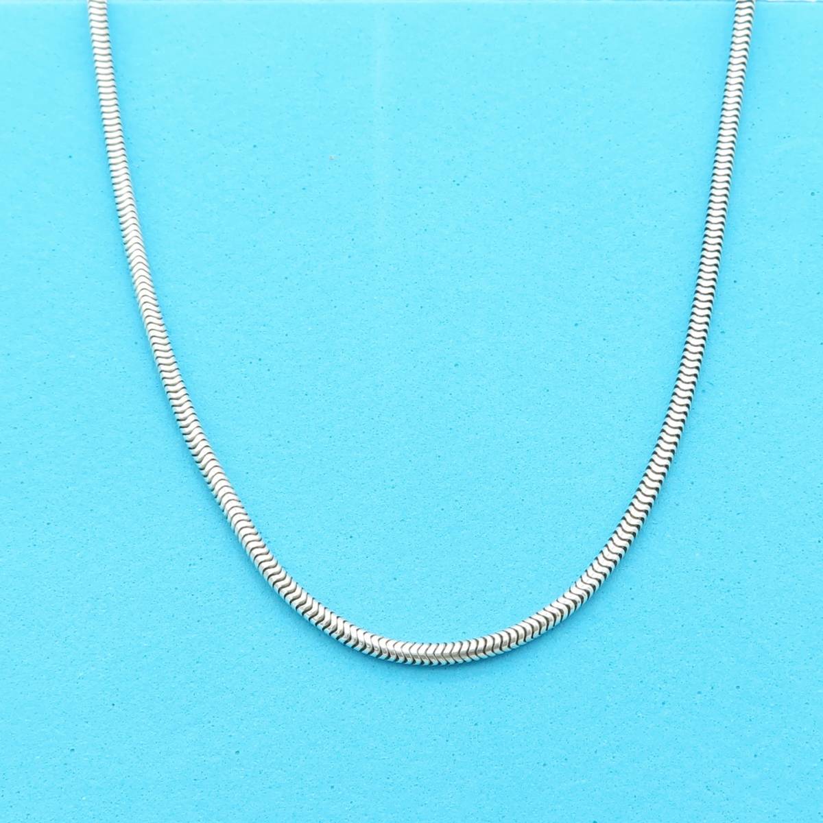 美品 Tiffany&Co ティファニー スネーク チェーン シルバー ネックレス 美品 Tiffany&Co ティファニー スネーク チェーン シルバー ネックレス
