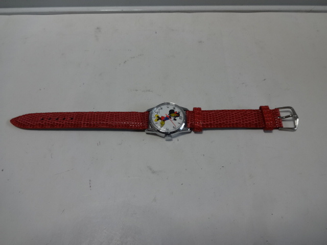 キャラクター時計　ミニーマウス　機械式　手巻き　時計　腕時計　リストウォッチ　未使用品　古い物
