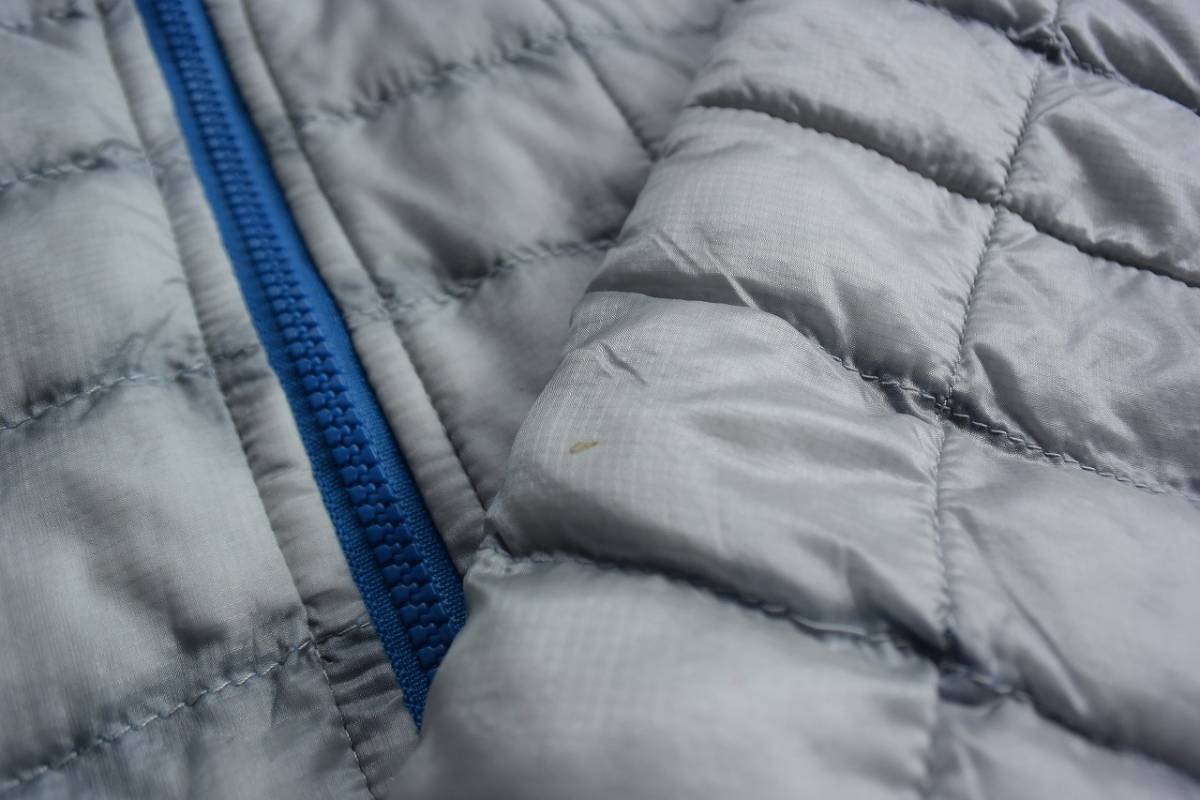 USA古着 ノースフェイス The North Face パフジャケット メンズ Mサイズ THERMOBALL アウトドア キャンプ 登山 保温 ギア J2102_画像9