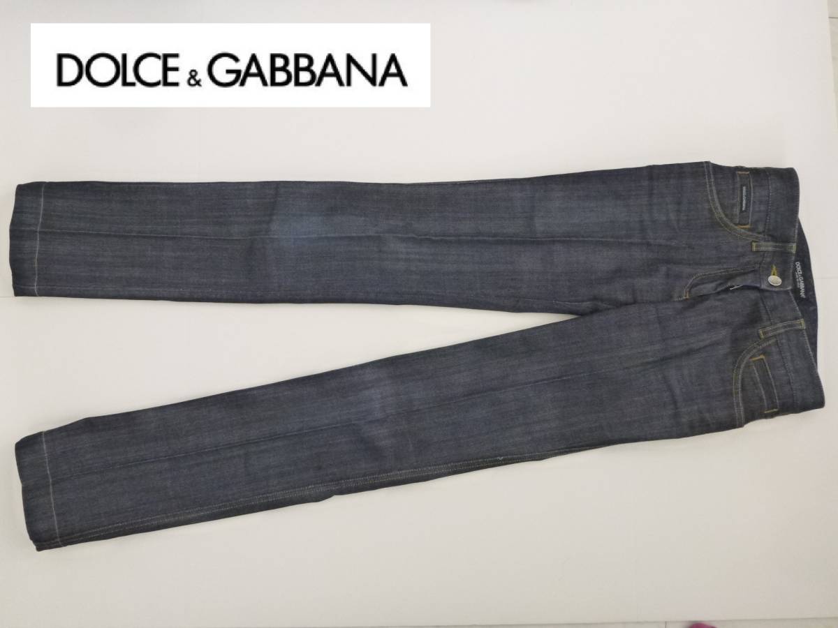 超美品 Dolce&Gabbana - ドルチェ＆ガッバーナ ★濃紺デニム　金属プレート　ジーンズ　デニムパンツ　36　S相当_画像1