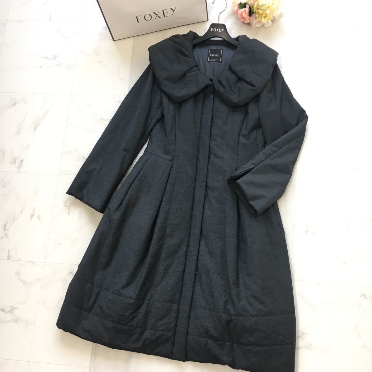 限定価格 定価約15万 極美品フォクシー 美シルエットコート グレー38 限定価格 定価約15万 極美品フォクシー 美シルエットコート グレー38