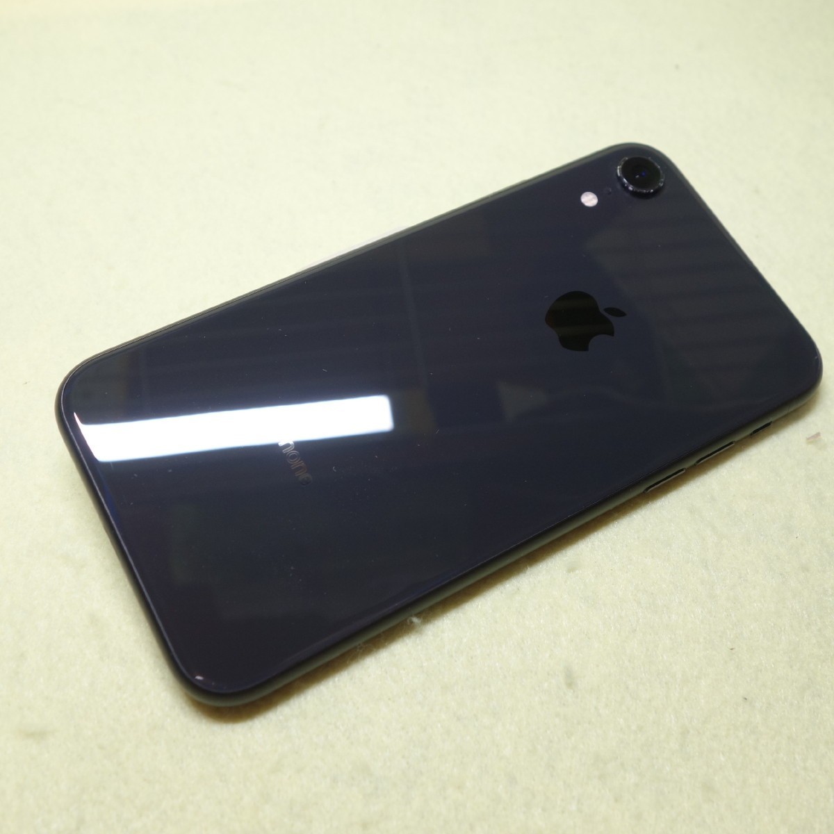 好評国産 iPhone - iPhone XR☆128GB☆SIMロック解除済み◇電池容量99