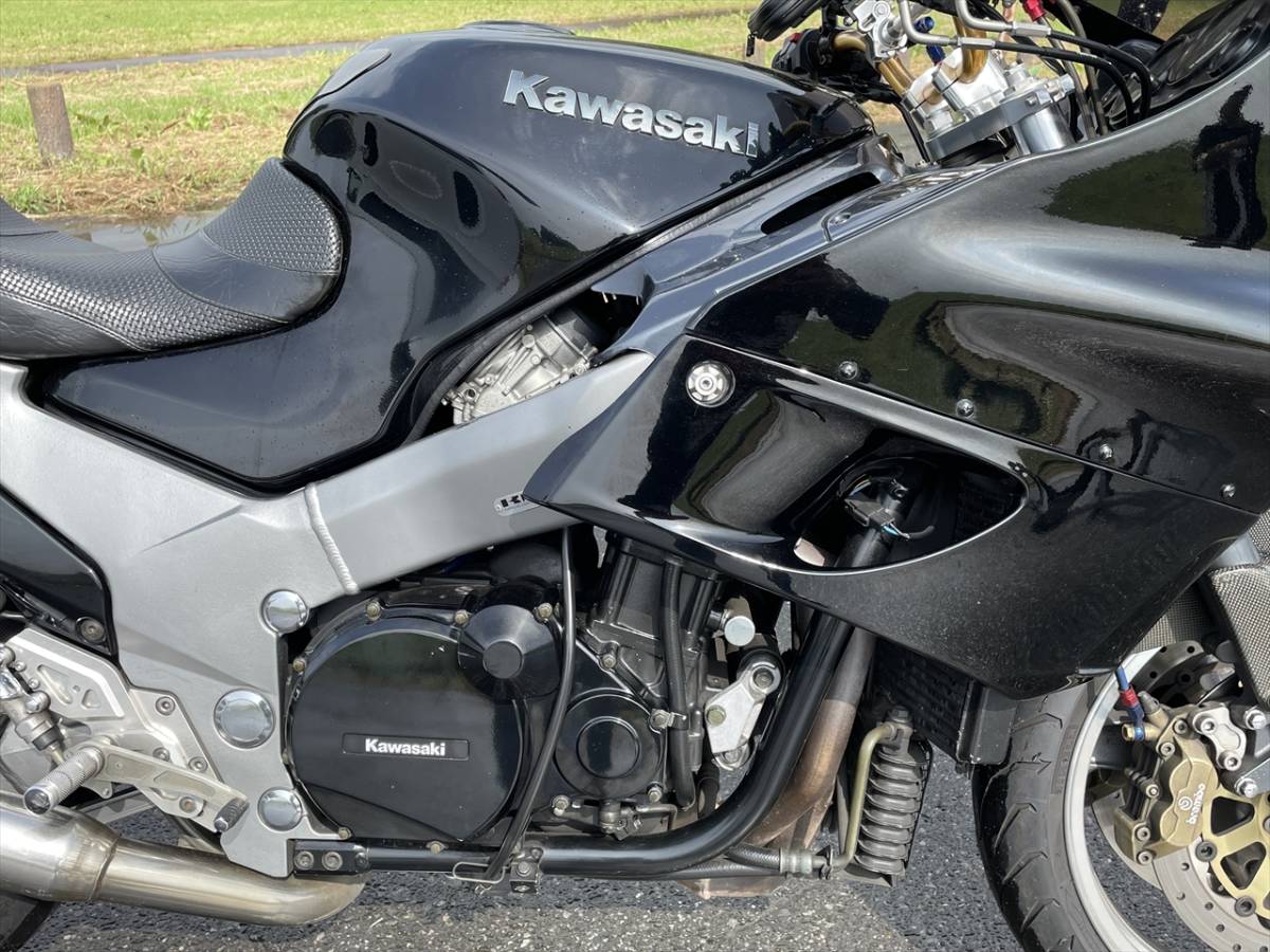 カワサキ ZX-11 逆車フルパワー ZXBD型 北米仕様 1999年モデル カワサキ ZX-11 逆車フルパワー ZXBD型 北米仕様 1999年モデル