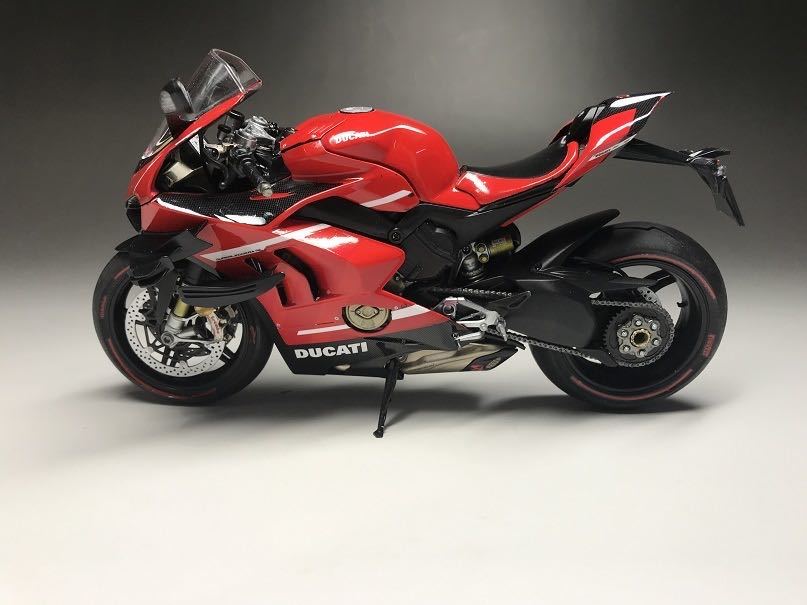 国内外の人気が集結 タミヤ 1 12 ドゥカティ スーパーレッジェーラV4