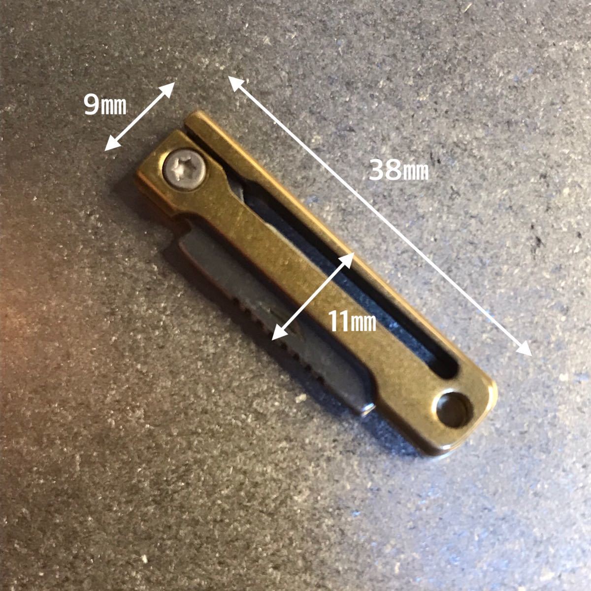 真鍮　キーホルダー　折り畳み　ナイフ　小型　ペーパーナイフ　リング　カラビナ付