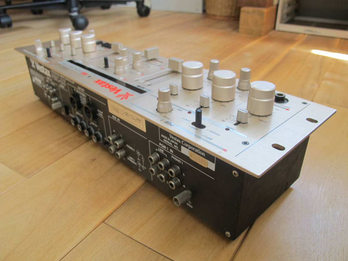 vestax PMC-25 ミキサー 動作確認済み vestax PMC-25 ミキサー 動作確認済み