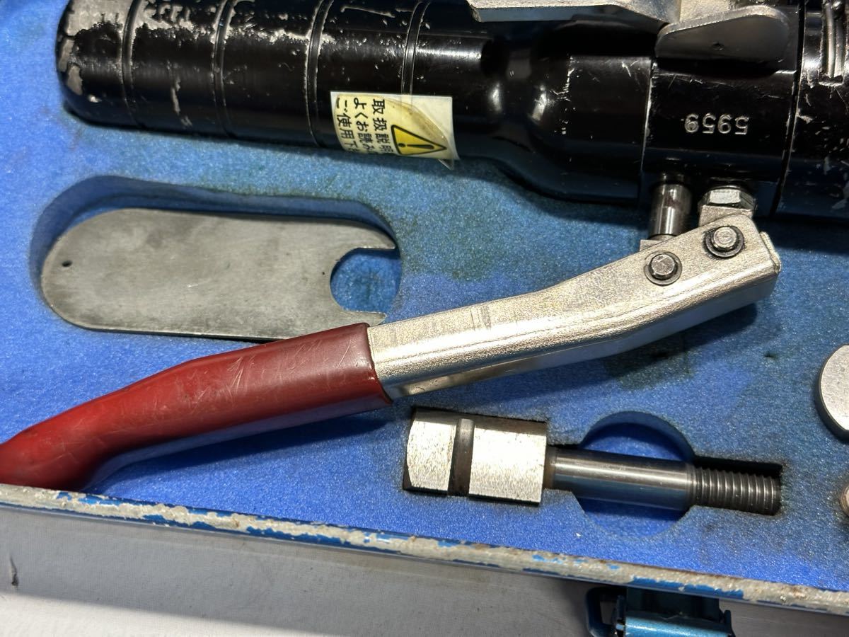 西田製作所 ピッチングパンチ NC-PM-K10型 手動油圧パンチャー 西田製作所 ピッチングパンチ NC-PM-K10型 手動油圧パンチャー