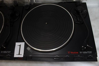 DJ用Vestax プロフェッショナルターンテーブルMT-4000 MKⅡ２台セット動作品_画像3