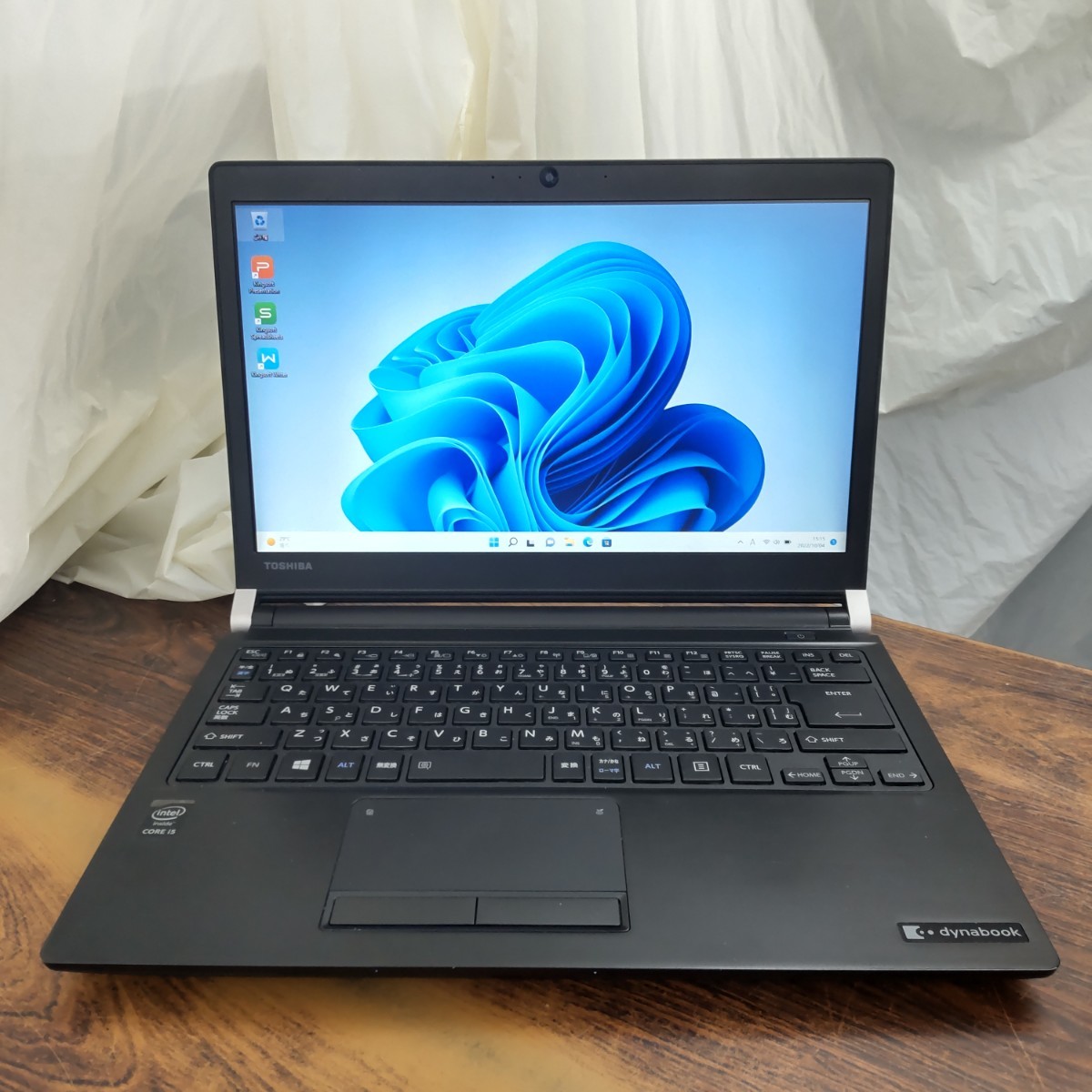 クラシック 累積1951 東芝 Dynabook B65 DP i5 8GB DVD カメラ