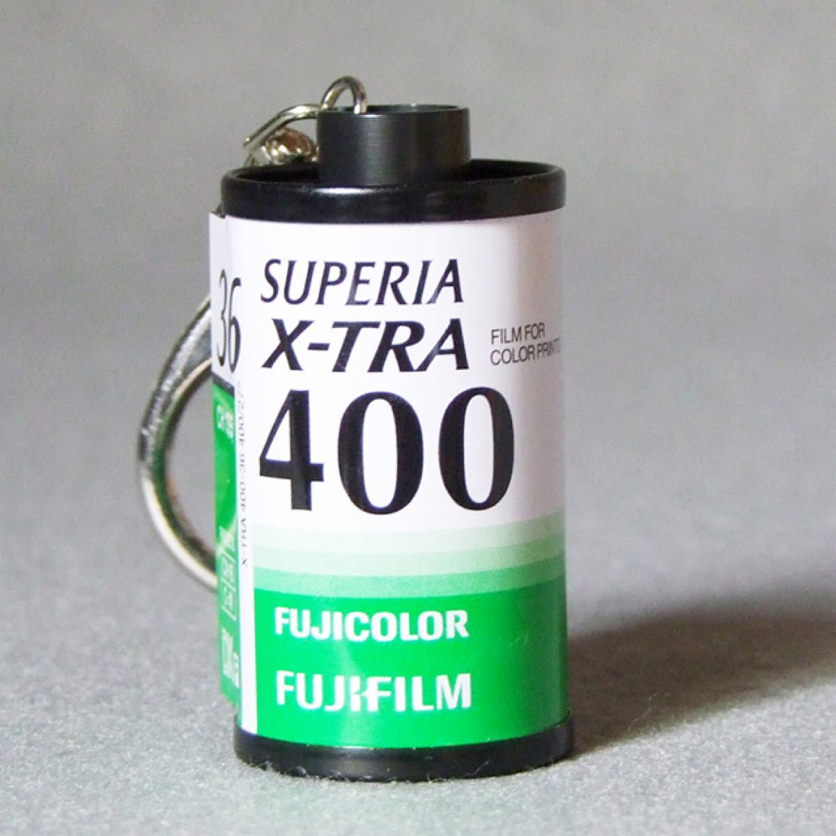 ★FUJIFILM SUPERIA X-TRA 36 ISO400 パトローネ キーホルダー