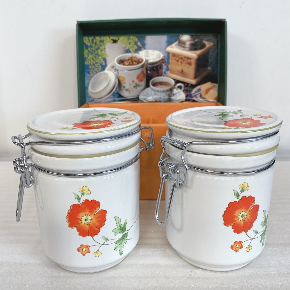 SALE/95%OFF】 密閉容器 陶器 花柄 ecousarecycling.com