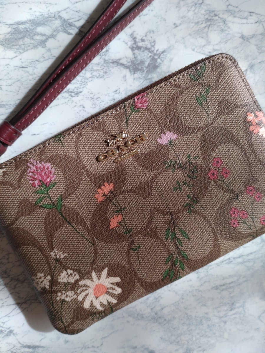 【Coach】シグネチャー　コーナージップ　ポーチ　花柄 フラワー