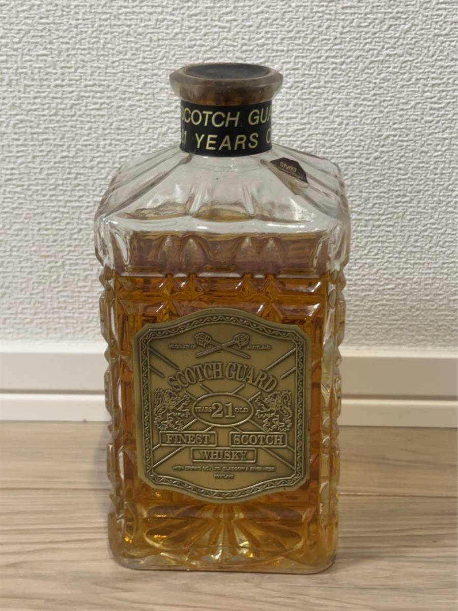 A227 1017 スコッチウイスキー　GUARD 21年　漏れあり古酒 WHISKY _画像1