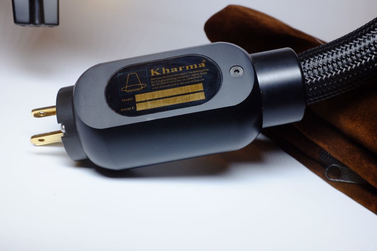 Kharma KpcSR-1Bワールドクラスのフラッグシップ電源コード1.5m Kharma KpcSR-1Bワールドクラスのフラッグシップ電源コード1.5m