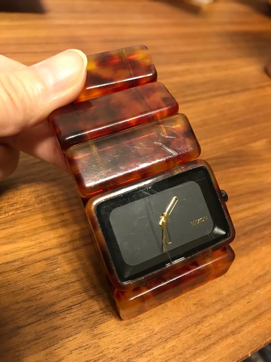 【NIXON】ニクソン THE VEGA ベガ 腕時計 ゴムタイプ デザイン時計
