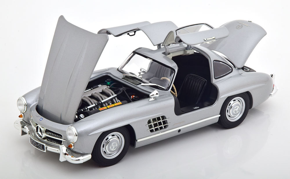 minichmaps 1/18 Mercedes Benz 300 SL (W198) Gullwing 1954 silver　メルセデス　ベンツ　ミニチャンプス_画像3