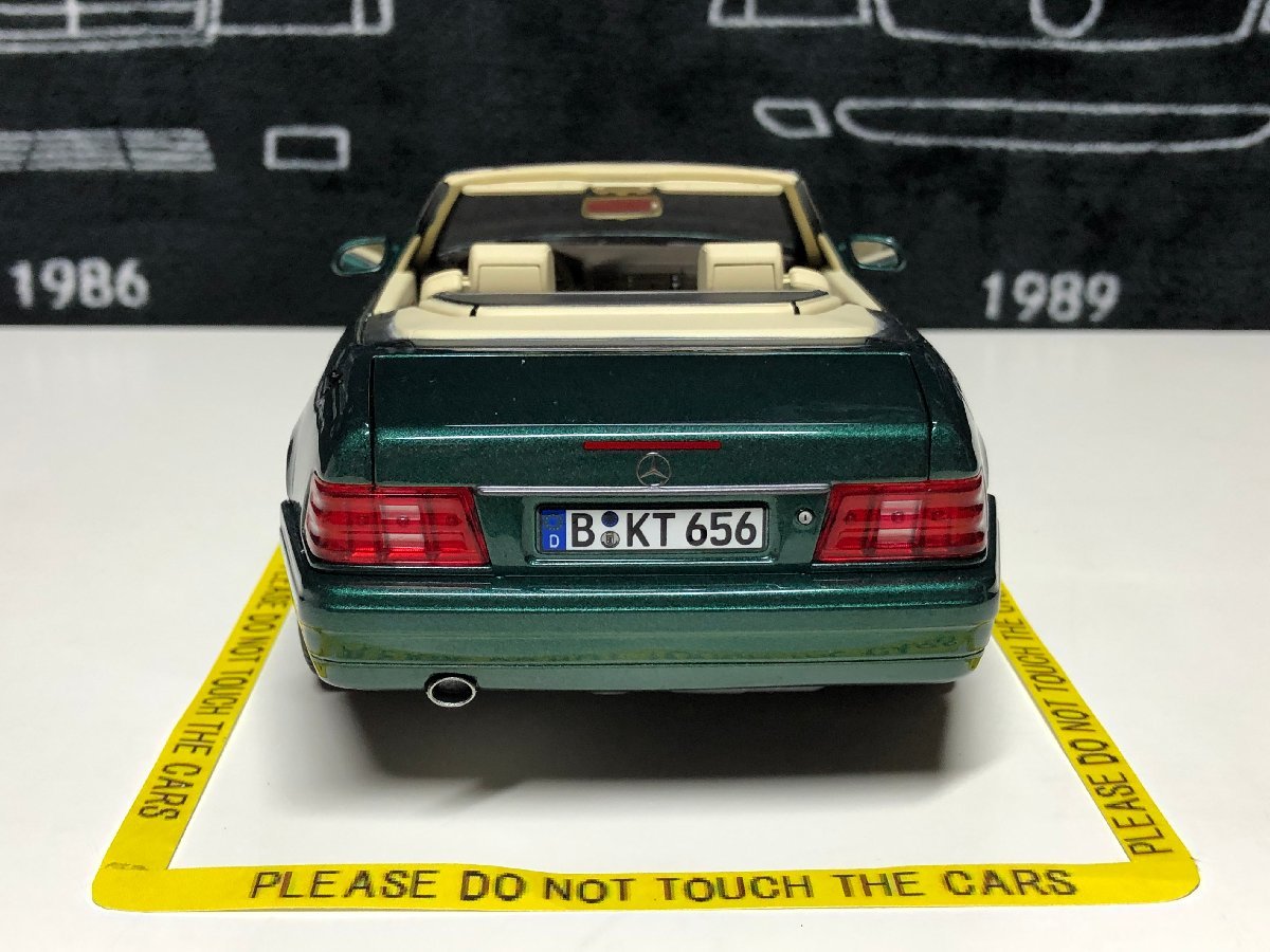 norev 1/18 Mercedes Benz 500 SL R129 1999 darkgreen-metallic norev 1/18 Mercedes Benz 500 SL R129 1999 darkgreen-metallic