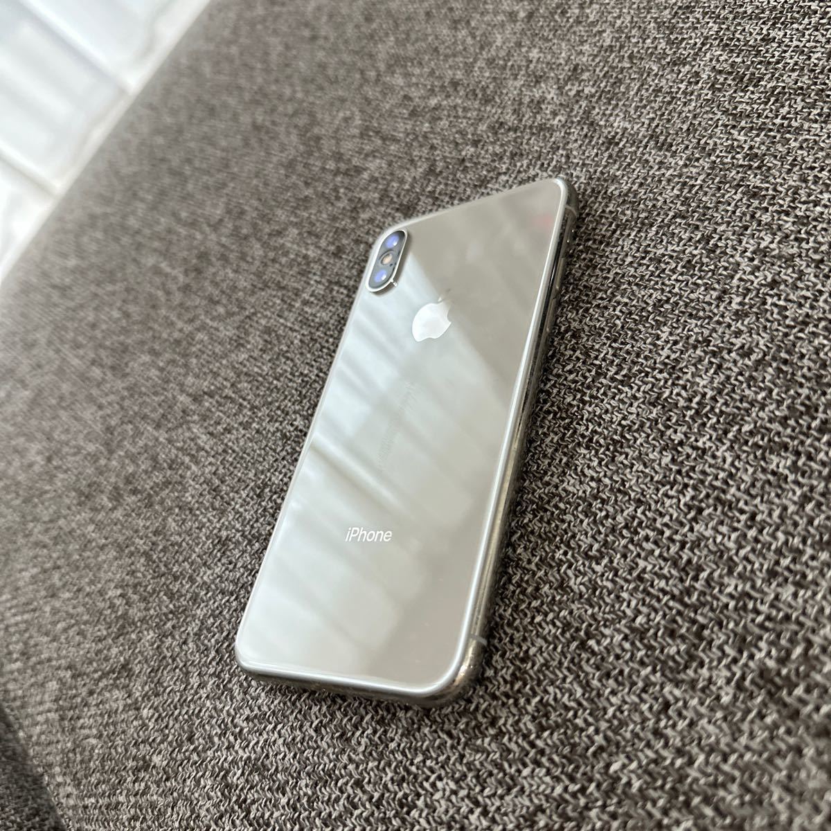 iPhone X Silver 64 GB SIMロック解除済 本体｜PayPayフリマ