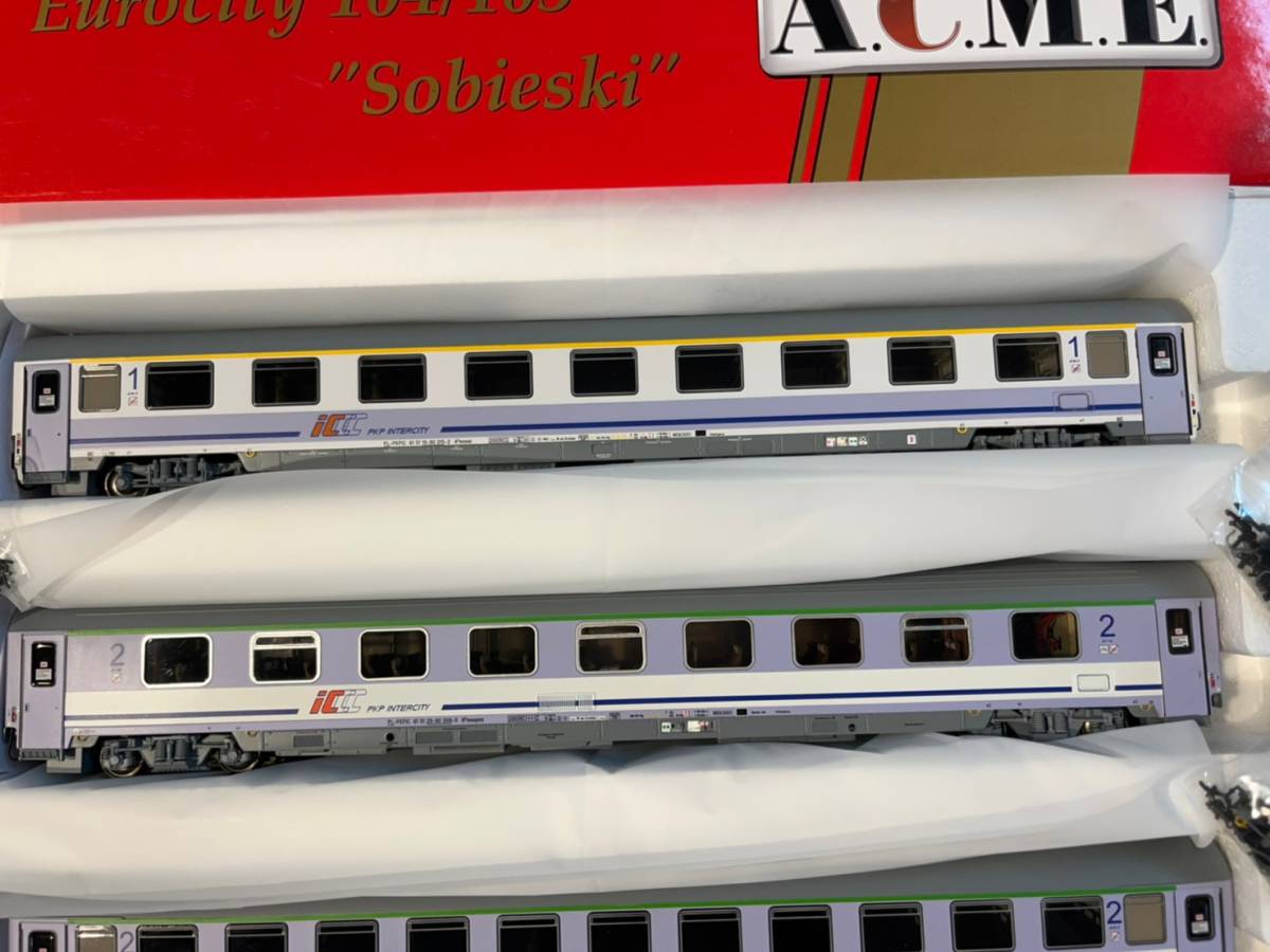 Yahoo!オークション - A.C.M.E. HO 55258 PKP Eurocity 客車 4両 Yahoo!オークション - A.C.M.E. HO 55258 PKP Eurocity 客車 4両