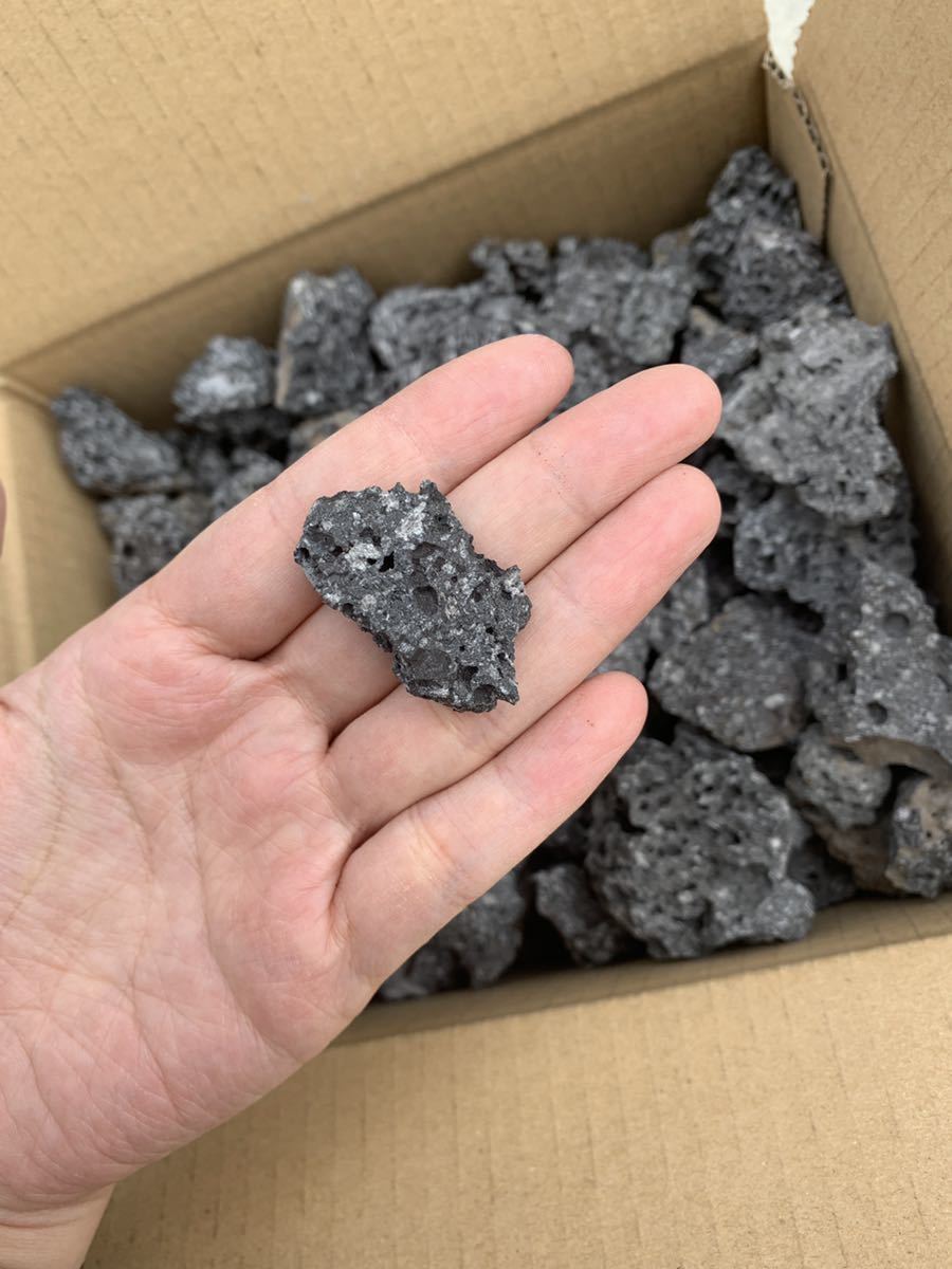 [ free shipping ]. rock gravel 20-40.20 kilo black aquarium aquarium bottom floor bottom on cosmetics sand under bed gravel bottom stone terrarium flower . garden crime prevention gravel 