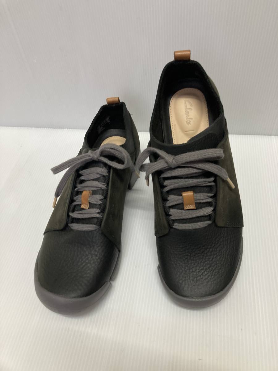 *. bargain! Clarks casual shoes TriBella 26128213 black combination leather UK4 1/2 ( approximately 23.5.) cushioning properties . good .....