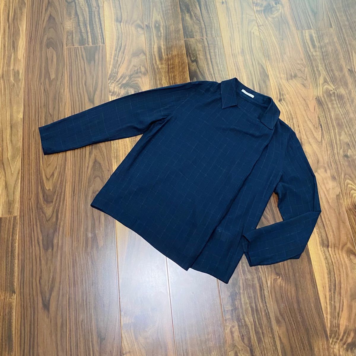 Theory luxe プリーツドレープブラウス 38 ネイビー 純正安い www