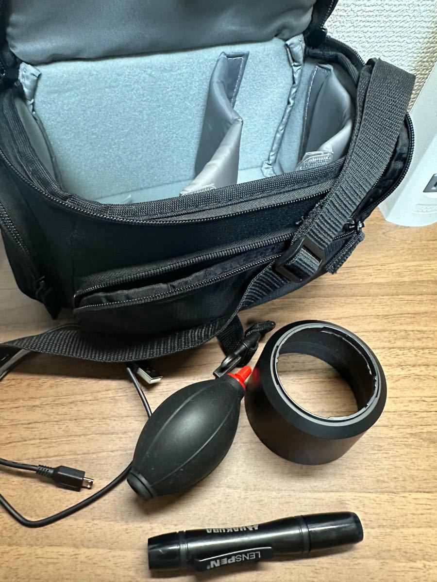 SONY α6400 レンズキット カメラバッグ+お掃除用具付き SONY レンズ 