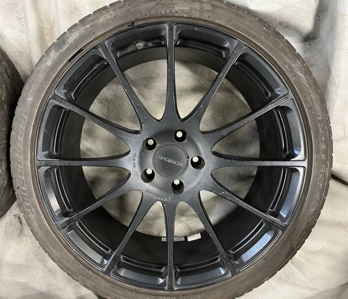 新色追加 M'z SPEED FORGED DESIGN 859 22×8.5J PCD139.7 6H 24
