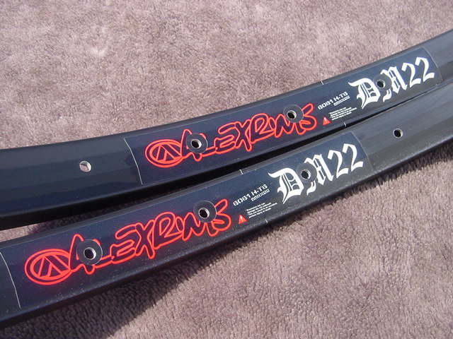 Yahoo!オークション - ALEX RIMs DM-22 26用 32H BK 新品未使用 Yahoo!オークション - ALEX RIMs DM-22 26用 32H BK 新品未使用