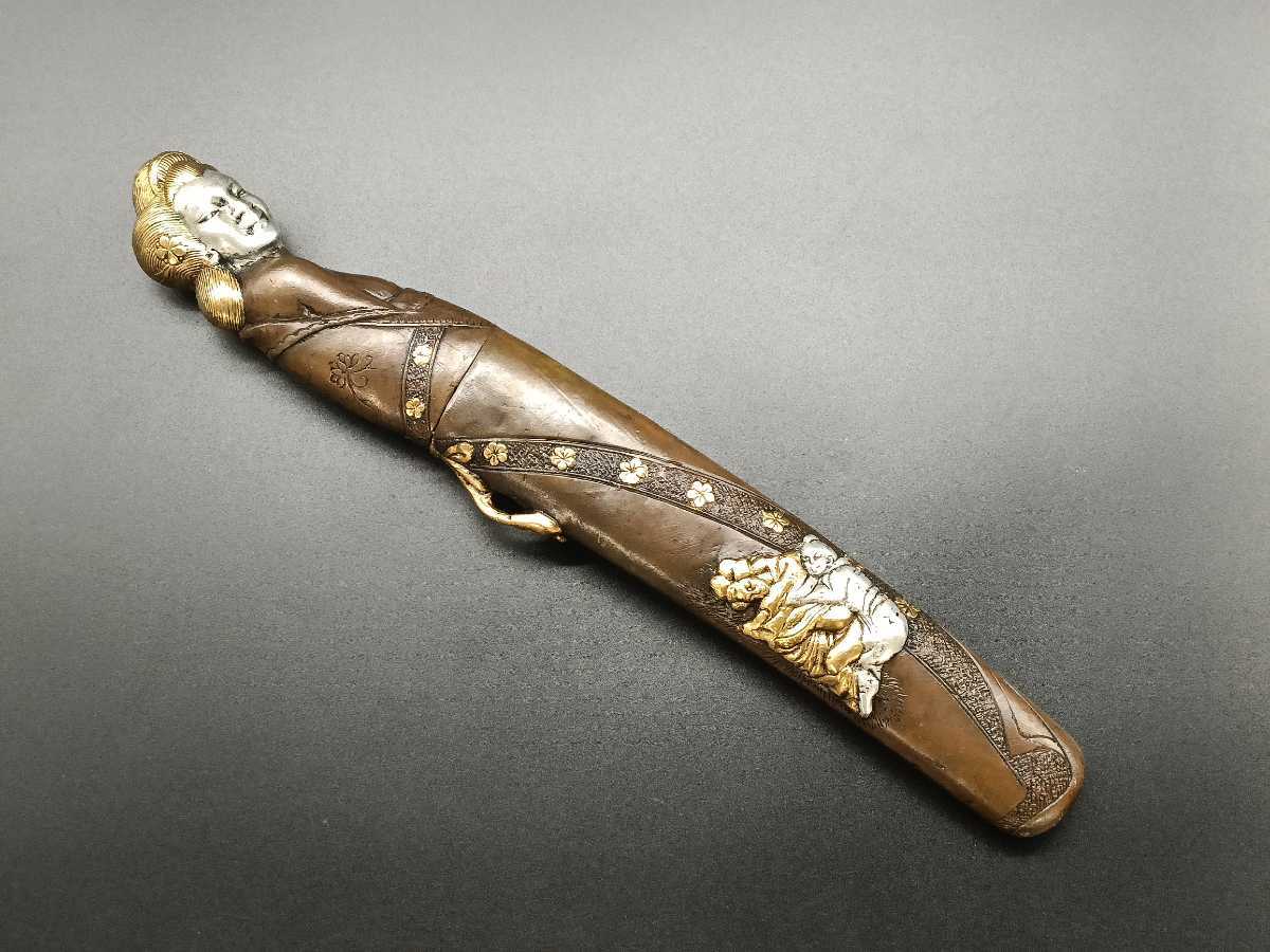 銅製刀装具 短刀拵え 柄鞘 春宮の図 遊女と侍 絵金銀 金工品 細工 刀 