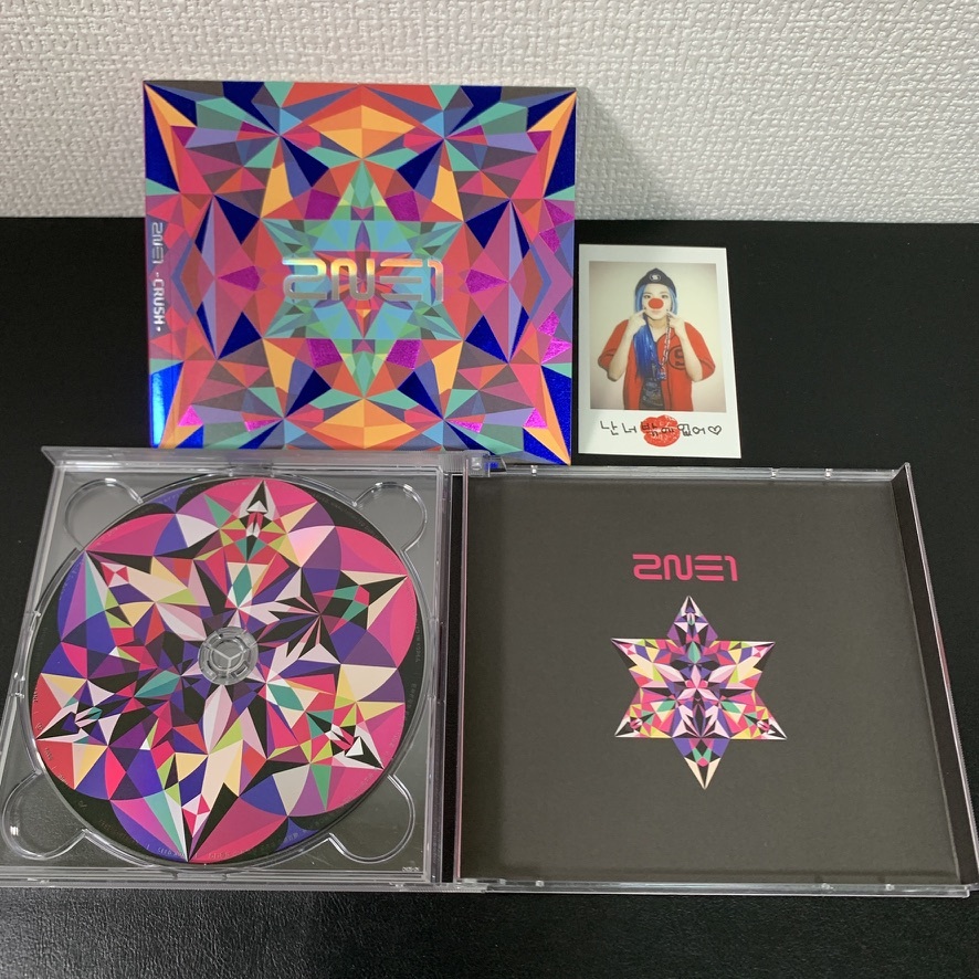 即決】2NE1 / Crush CD フォトブック トレカ付 韓国版（管理番号1109